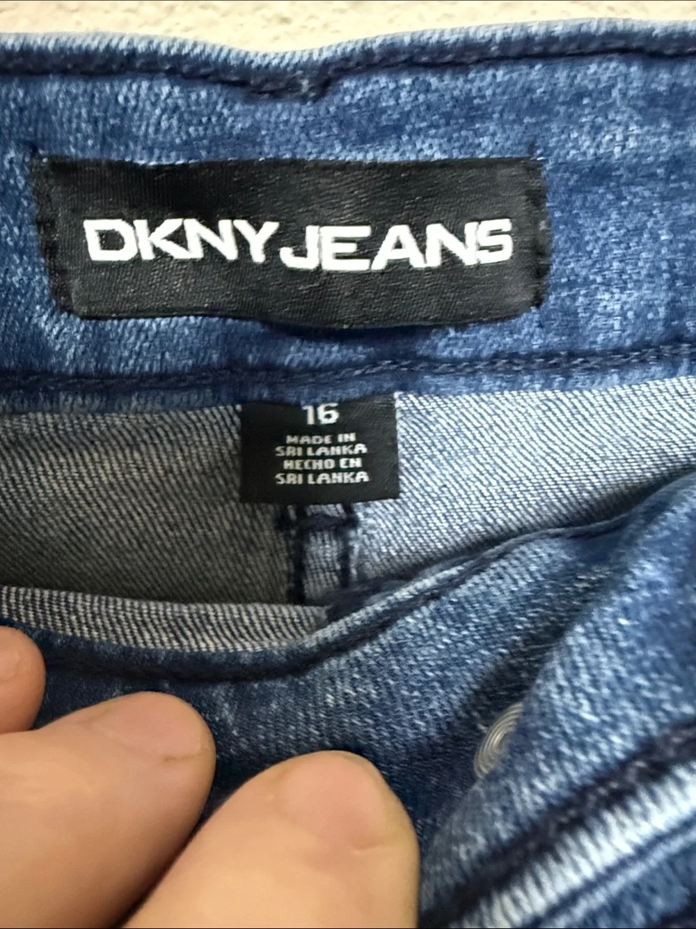 DKNY JEANS Burmuda Shorts Size 16